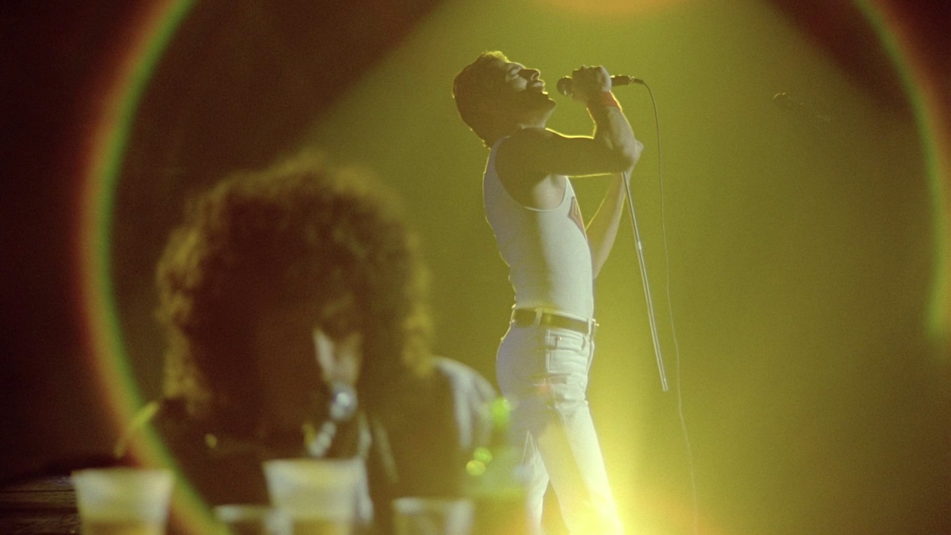 Queen - Bohemian Rhapsody (Live at Rock Montreal, 1981) [HD] 